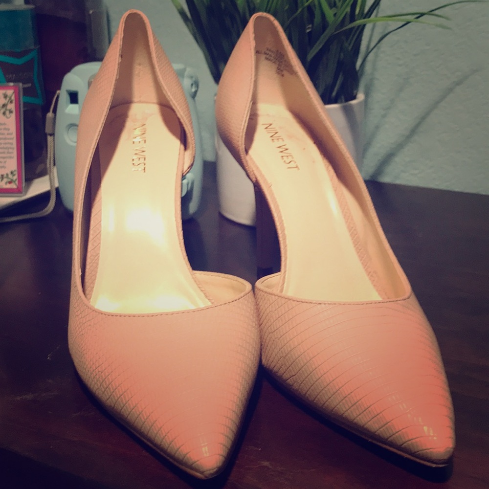 Beige pumps